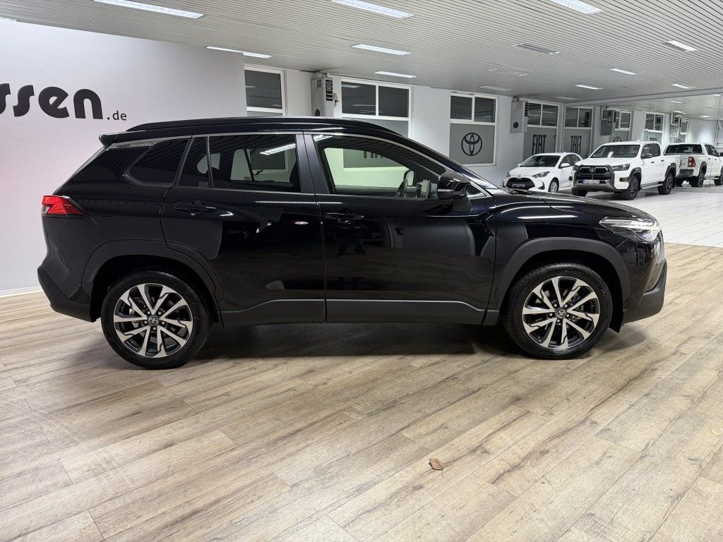 Toyota Corolla Cross 5-deurs Team D