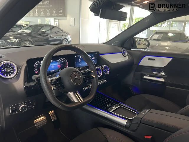 Mercedes-Benz GLA 200 AMG Line