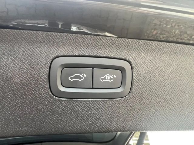 Volvo XC90 AWD Recharge T8 Ultimate