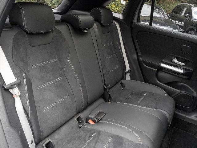 Mercedes-Benz GLA 250 4MATIC