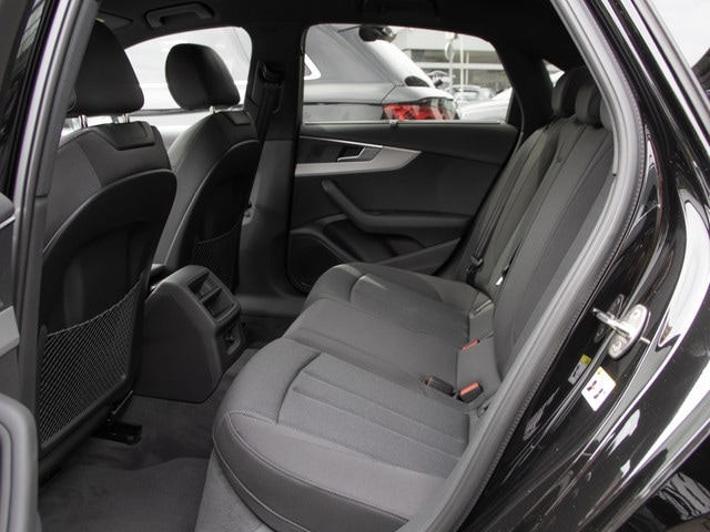 Audi A4 35 TDI S-Tronic Sedan