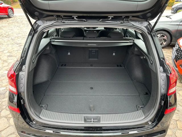 Hyundai i30 New i30 Kombi 1.5 DPi Sondermodell GO*LED,Navi.