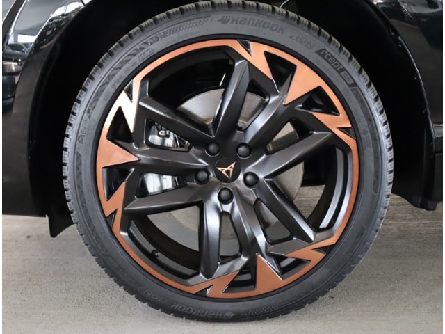 Cupra Terramar 1.5 e-Hybrid