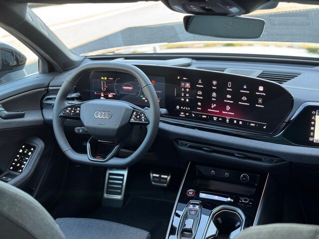 Audi A6 Avant Quattro S-Tronic