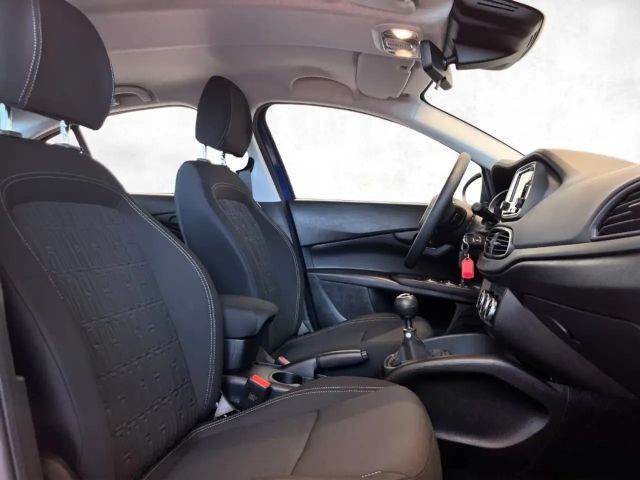 Fiat Tipo 1.6 Turbodiesel 130