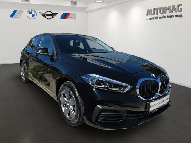 BMW 118 118i Sedan