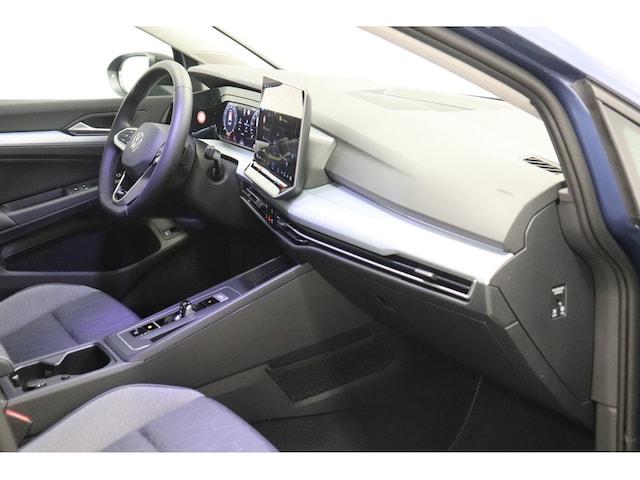 Volkswagen Golf 1.5 eTSI DSG Variant