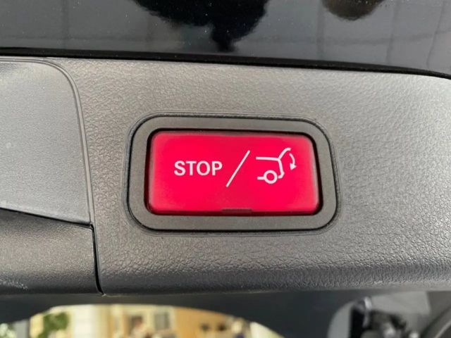 Mercedes-Benz B 200 Progressive Sedan