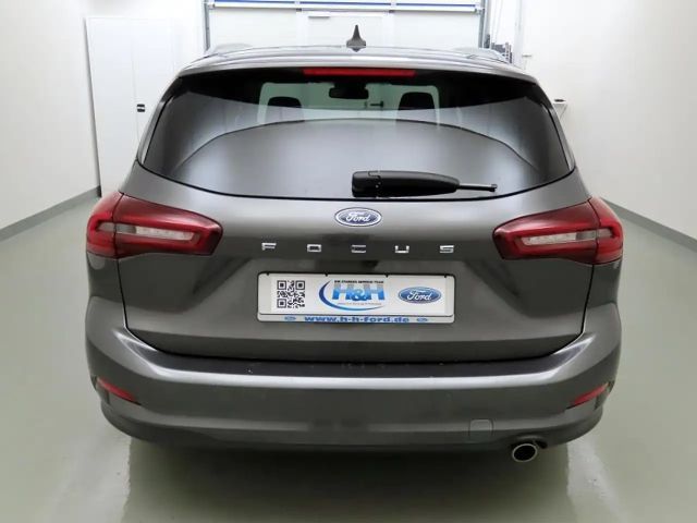 Ford Focus Titanium Wagon