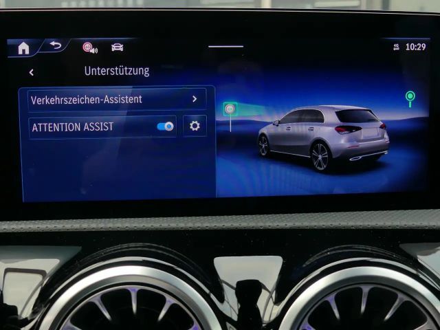 Mercedes-Benz A 180 AMG Line