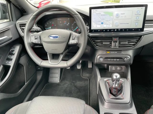 Ford Focus ST Line Wagon