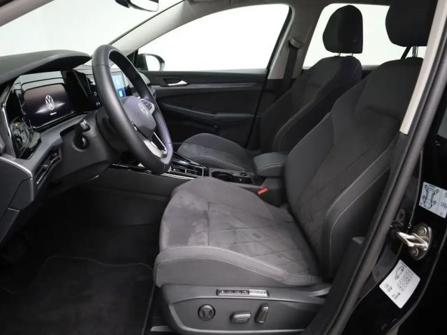 Volkswagen Golf 1.5 eTSI DSG Golf VIII Style