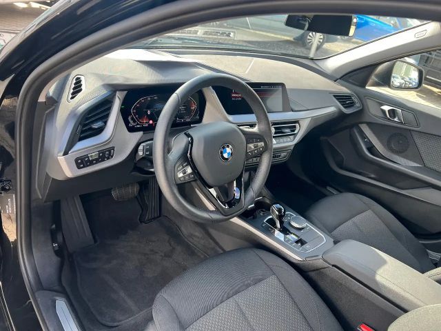 BMW 120 120d Advantage pakket Sedan