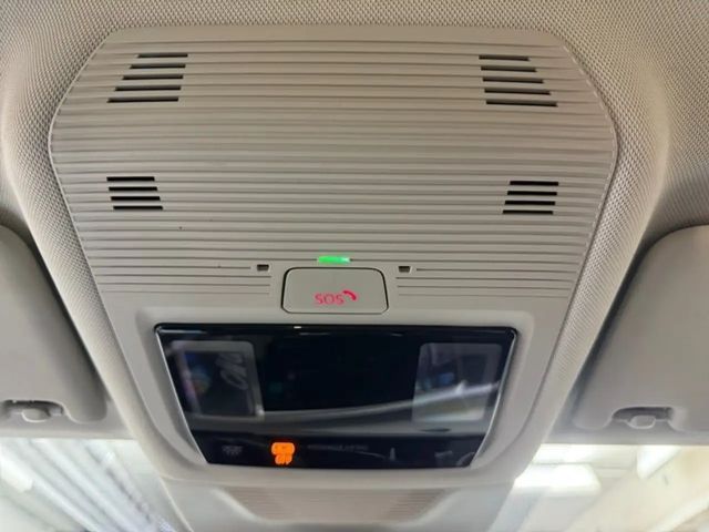 Volkswagen Passat 1.5 eTSI Business DSG Variant