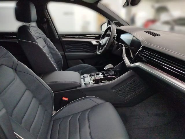 Volkswagen Touareg 4Motion R-Line