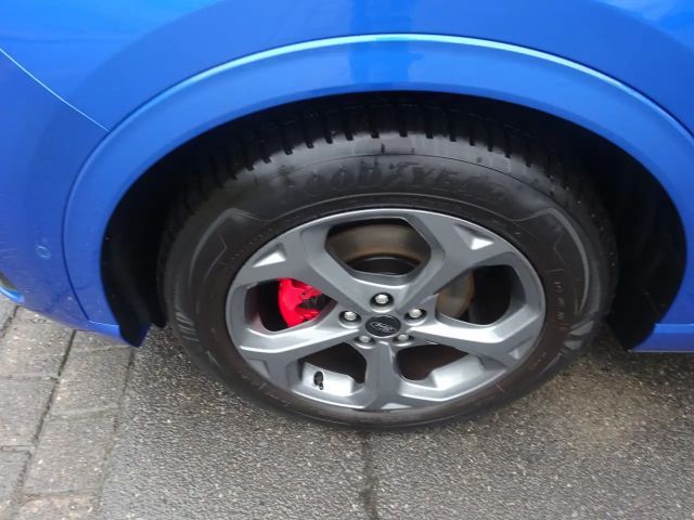 Ford Kuga ST Line X