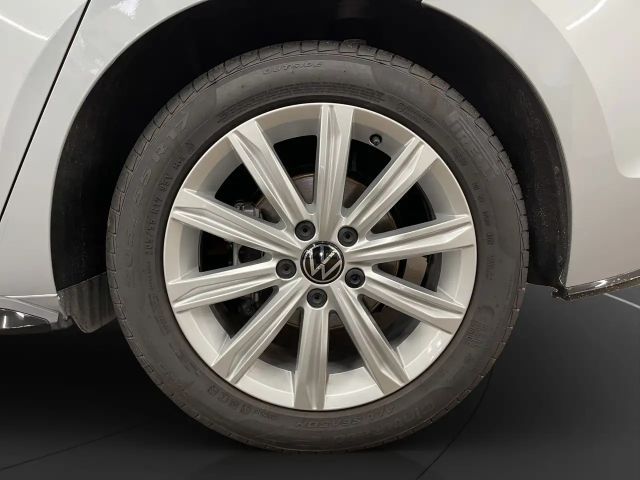 Volkswagen Touran 1.5 TSI R-Line