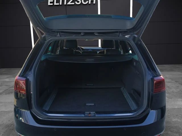 Volkswagen Passat DSG R-Line Variant