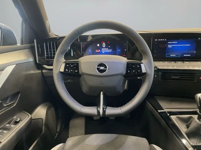 Opel Astra Edition Sports Tourer