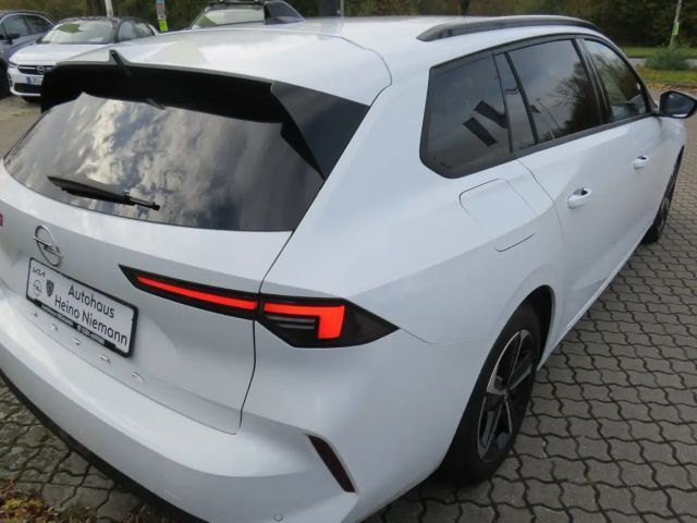 Opel Astra Edition Sports Tourer