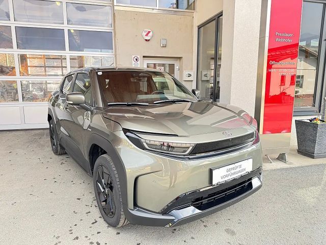 Toyota Urban Cruiser Elektro AWD 61kWh Teamplayer Aut.