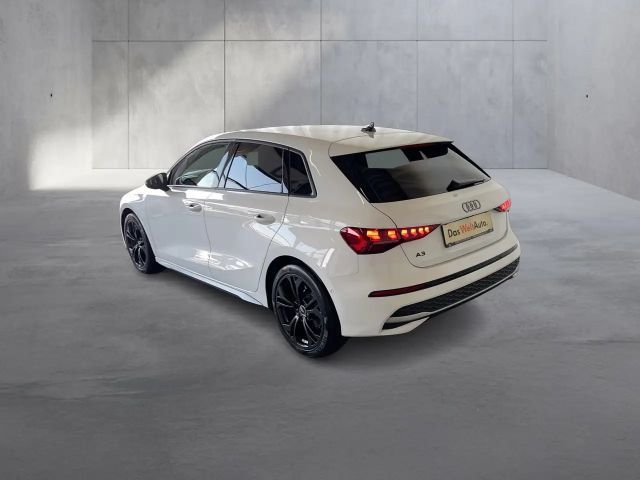 Audi A3 30 TFSI Sedan
