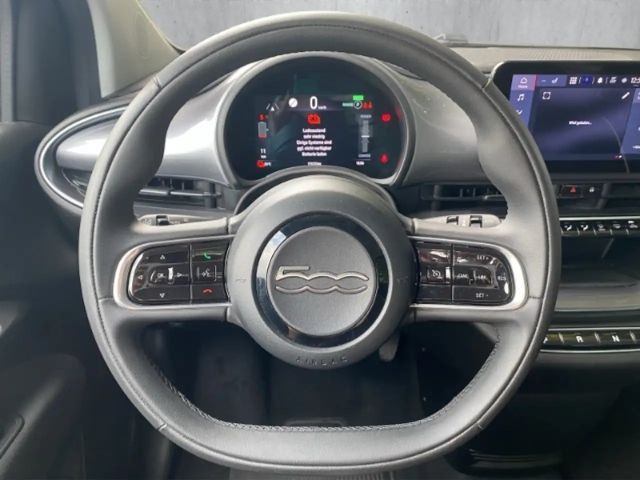 Fiat 500e 42kWh/Tempomat/Rückfahrkamera/Keyless-Entry