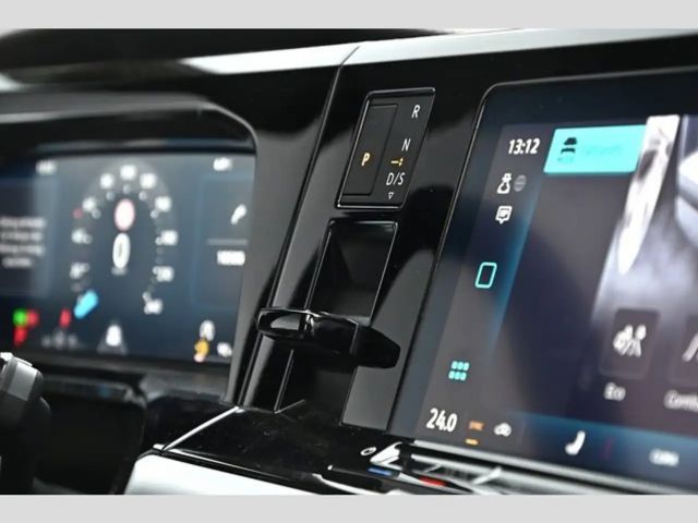 Volkswagen Multivan 2.0 TDI IQ.Drive Life T7