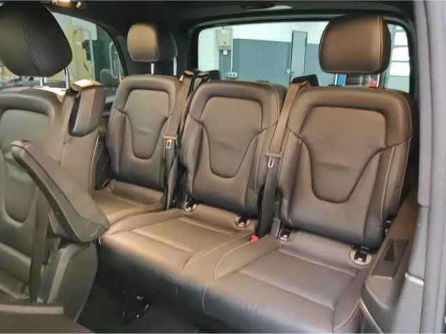 Mercedes-Benz V 300 4MATIC AMG Line AVANTGARDE