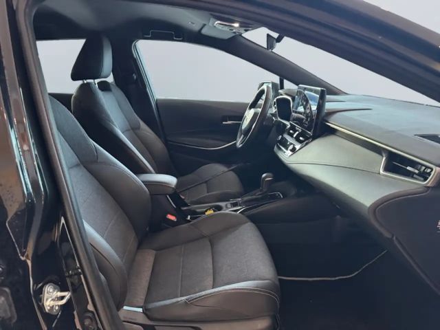 Toyota Corolla Hybride Team D