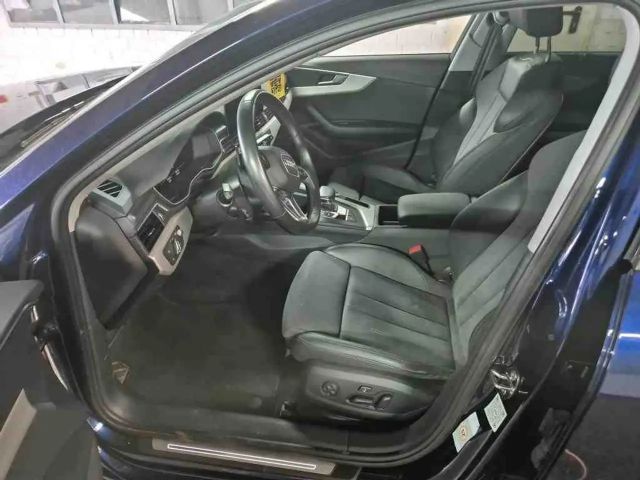 Audi A4 Avant S-Tronic