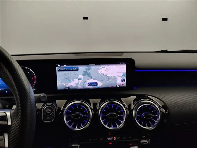 Mercedes-Benz A 180 A 180 d AMG Line