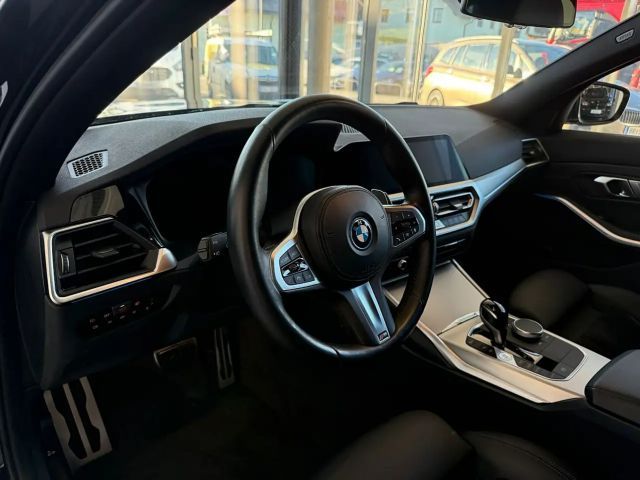 BMW 330 330e Touring