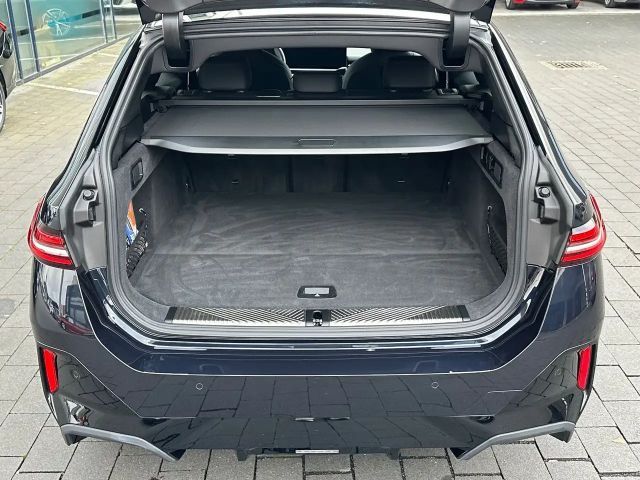 BMW 520 520d M-Sport Touring xDrive