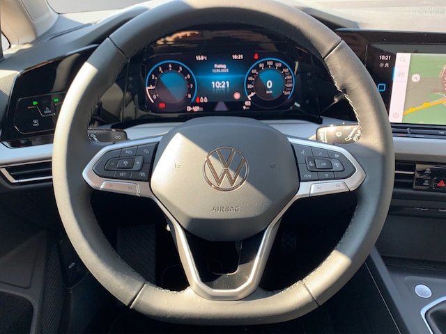 Volkswagen Golf 1.5 TSI Golf VIII Life