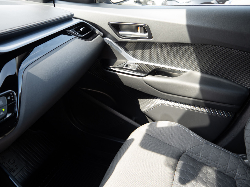 Toyota C-HR 5-deurs Basis