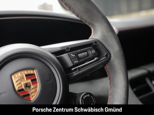 Porsche Taycan GTS Sport Turismo