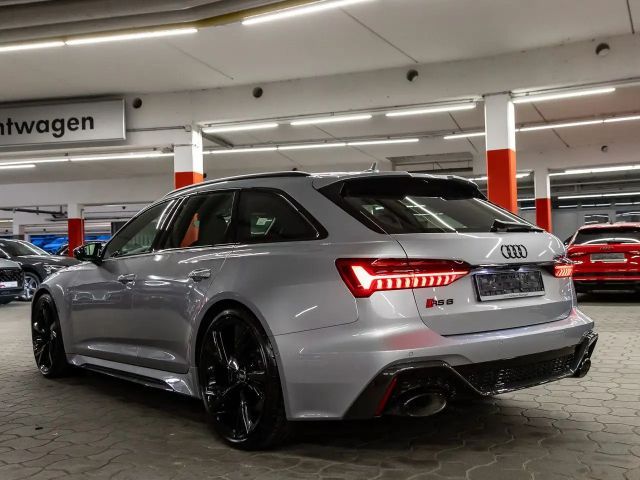 Audi RS6 4.0 TFSI Quattro