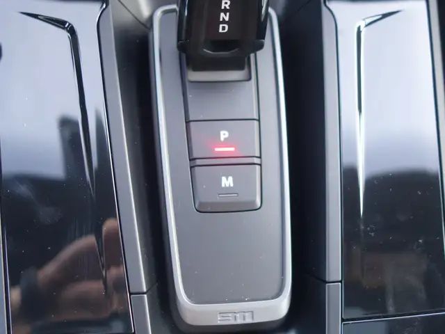 Porsche 992 Carrera Coupé GTS Turbo