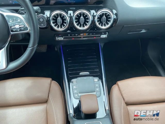 Mercedes-Benz GLA 250 4MATIC Progressive