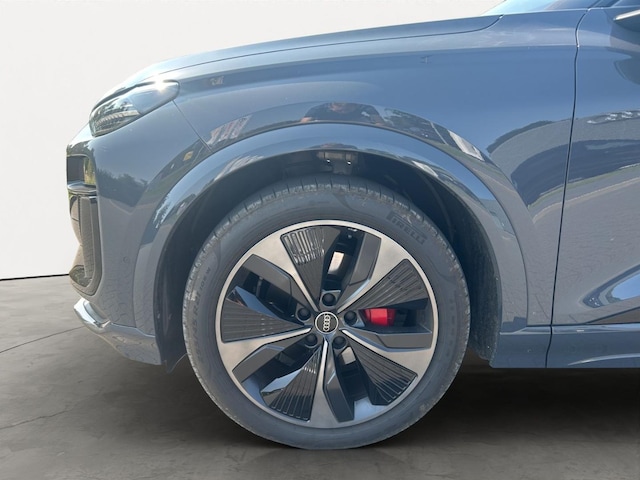 Audi Q6 e-tron Quattro