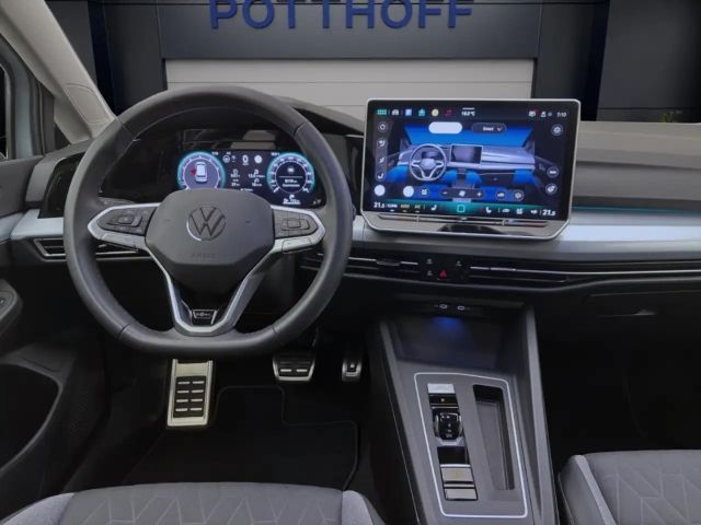 Volkswagen Golf 1.5 eTSI DSG