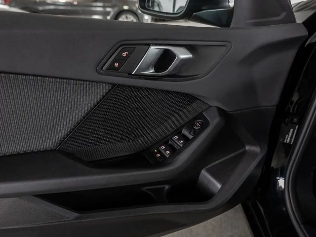 BMW 118 118i Advantage pakket Sedan