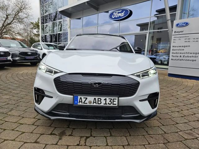Ford Mustang Mach-E AWD GT