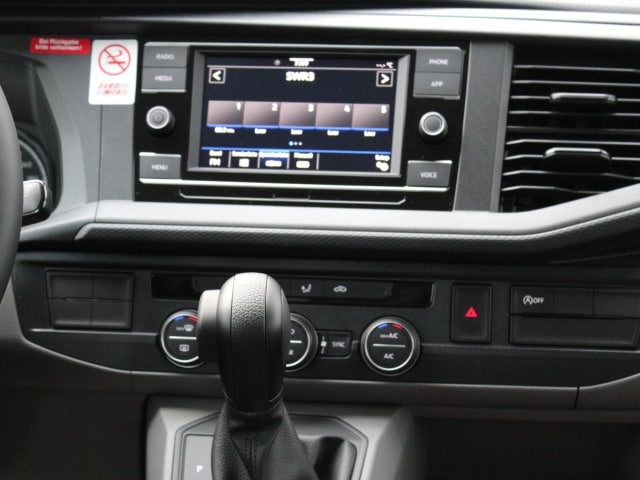 Volkswagen Caravelle 2.0 TDI T6