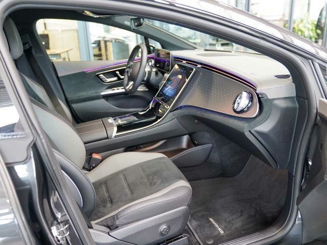 Mercedes-Benz EQE 300 Sedan