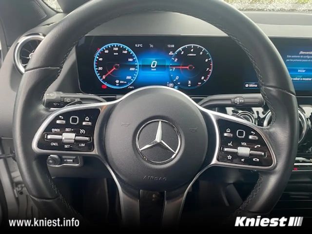 Mercedes-Benz GLA 180 Progressive