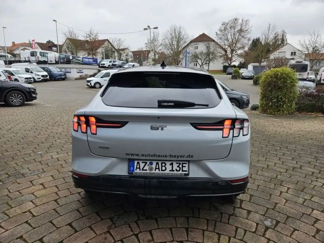 Ford Mustang Mach-E AWD GT