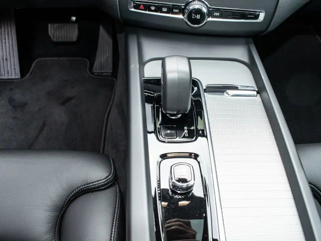 Volvo XC60 Dark Plus Recharge T6