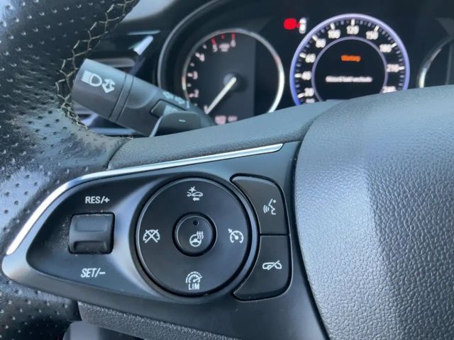 Opel Insignia 2.0 CDTI Sports Tourer Ultimate